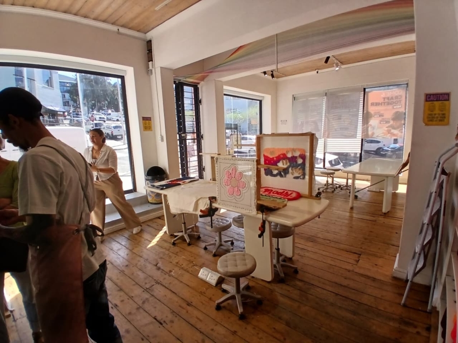 To Let Commercial Property for Rent in Gardens Western Cape